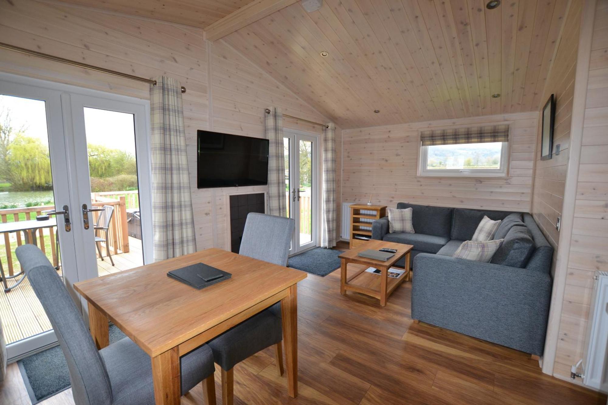The Chiltern Lodges At Upper Farm Henton Chinnor Δωμάτιο φωτογραφία